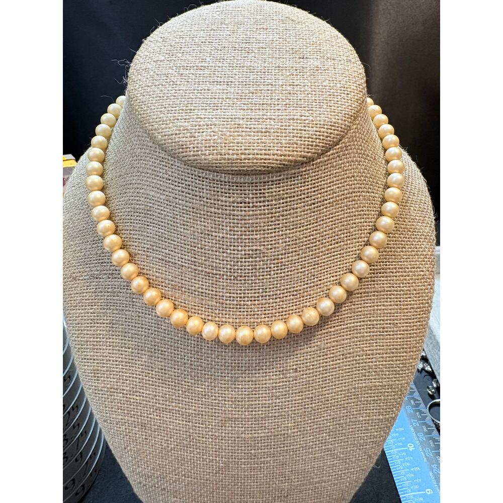 Vintage Crown Trifari Faux Pearl Necklace Rhinestone Clasp 15” - Picture 2 of 9